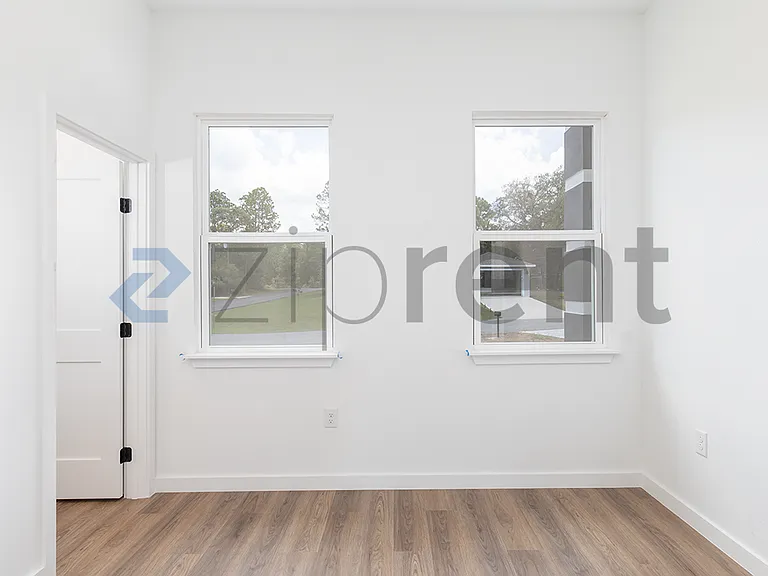 2541 W Diane Ln — Photo 10