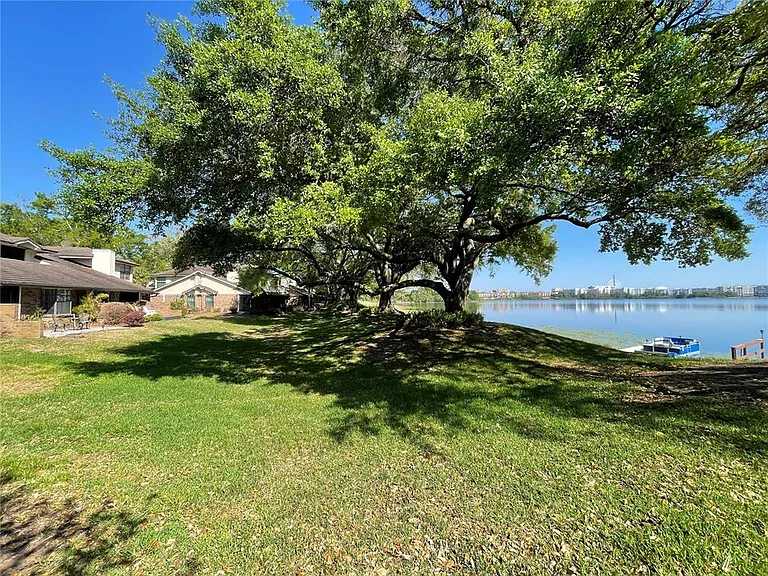 7652 Spring Bay Cv #3 — Photo 28