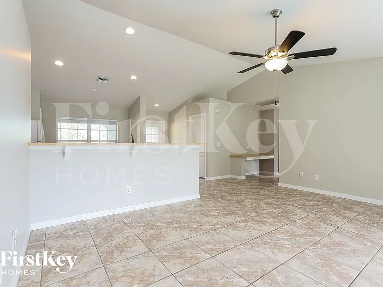 538 Flamingo Ave — Photo 5