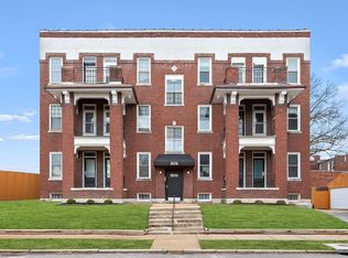3176 Gustine Ave, Saint Louis, MO 63116