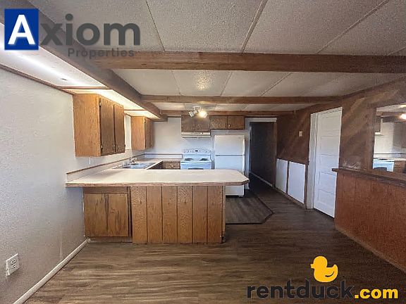 5th image of 1246 N Grant Ave #B