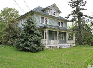 46205 Route 25, Southold, NY 11971