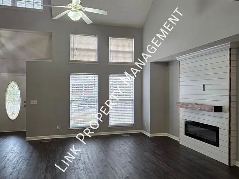 6383 Rim Crest Ln — Photo 42