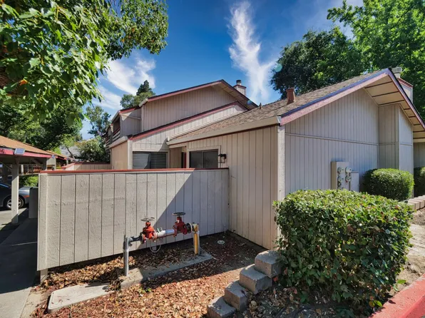 4927 Whisper Ln, Sacramento, CA 95841
