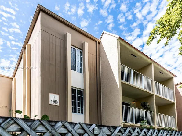 4800 NW 79th Ave APT 206, Doral, FL 33166