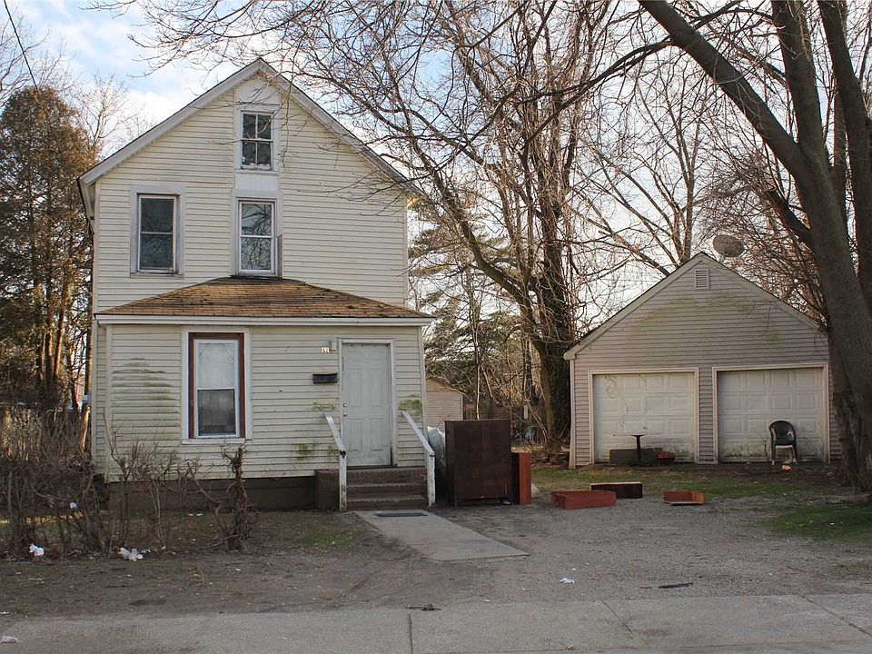 2nd image of 62 Linden Ave