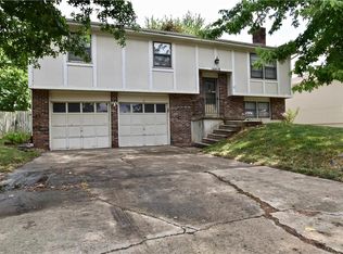 16018 W 153rd Ter, Olathe, KS 66062