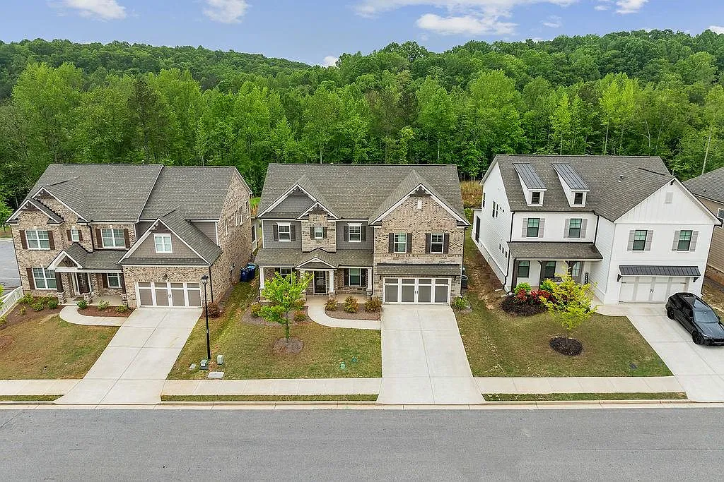 4 bed, 3.0 bath, 3114 sqft, $3,200 — Photo 4