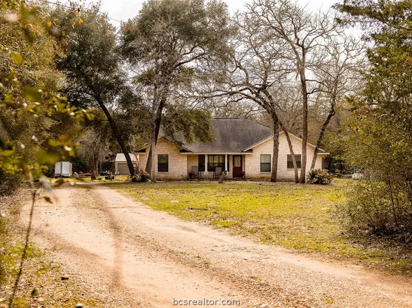 1100 Abel Rd, New Ulm, TX 78950