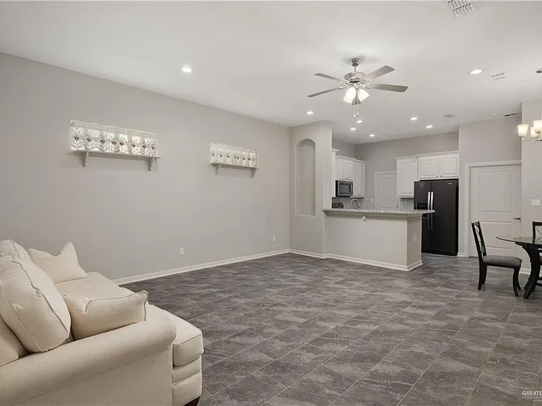 3801 Heron Way — Photo 3
