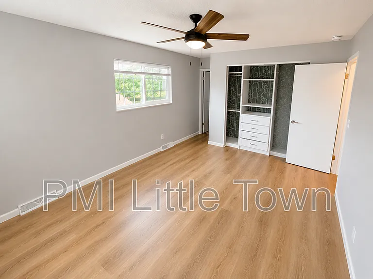 7482 W Roxbury Pl — Photo 9