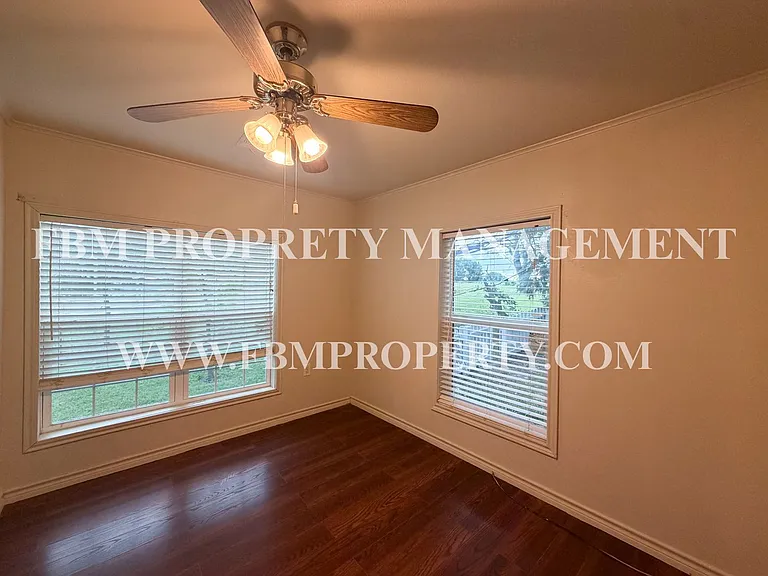 1526 E FM 813 — Photo 10