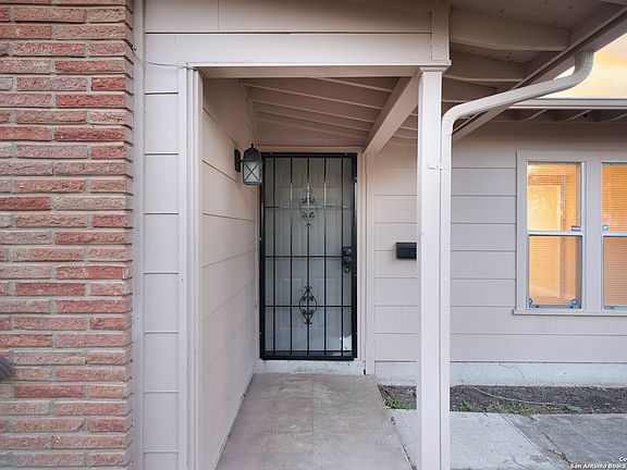 3rd image of 322 CREATH PL
