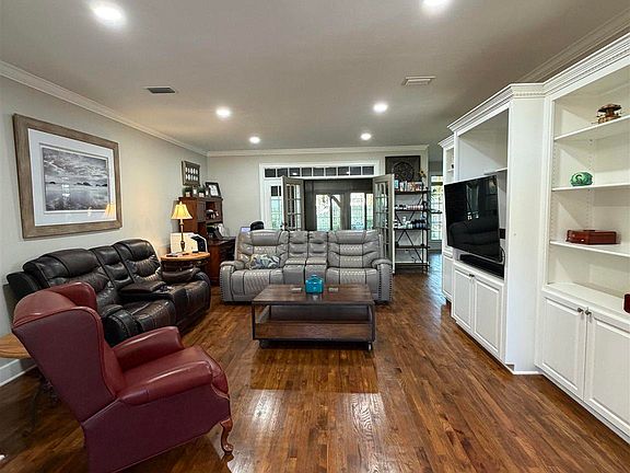 2nd image of 4151 Castle Gate Dr