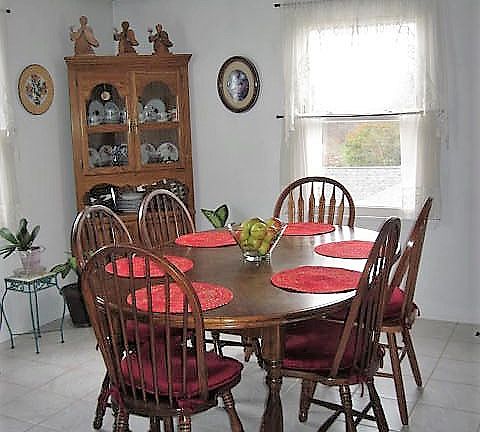 Breakfast room