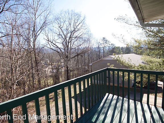 4th image of 21 Shanna Dr APT 4