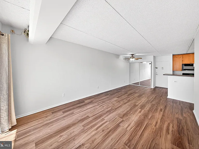 60 S Van Dorn St #413 — Photo 28