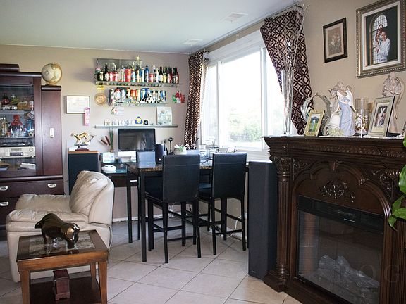 3rd image of 2600 Brookwood Way Dr APT 101A