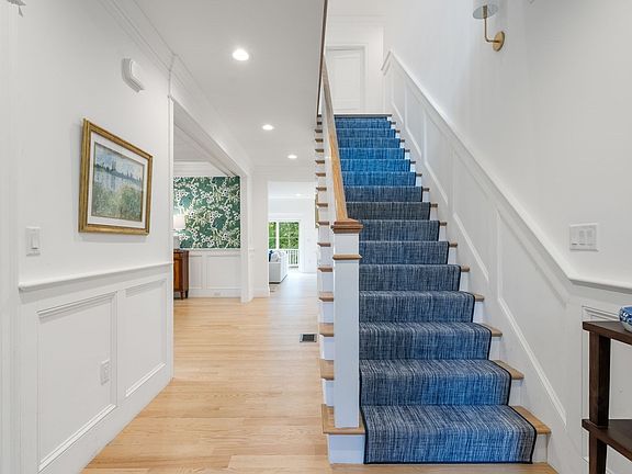 4th image of 446 Westfield St