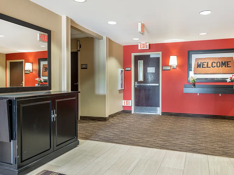 Lobby and Guest Check-in