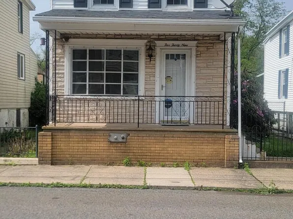 539 E North St, Marion Heights, PA 17832