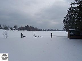 3rd image of 3033 W Lakeside Dr