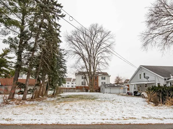 126 E Cripe St, South Bend, IN 46637