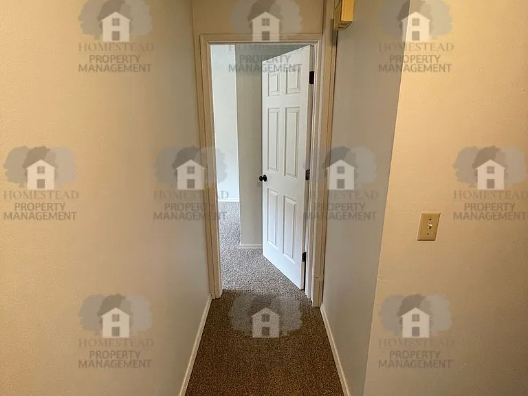 280-286 Evergreen St #291-307 — Photo 16
