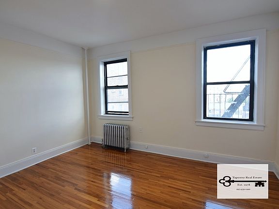 4th image of 45-45 46th St #4R