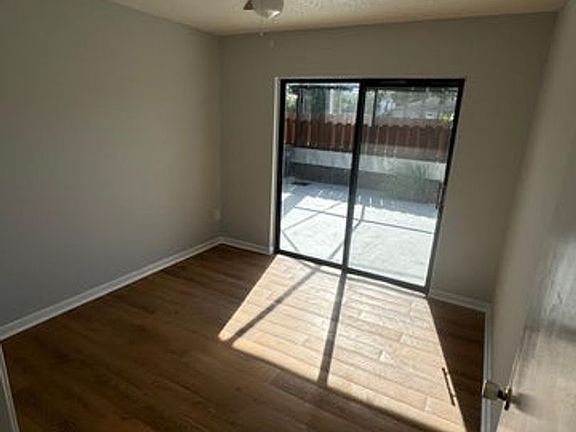 4th image of 1131 Summit Place Cir APT C