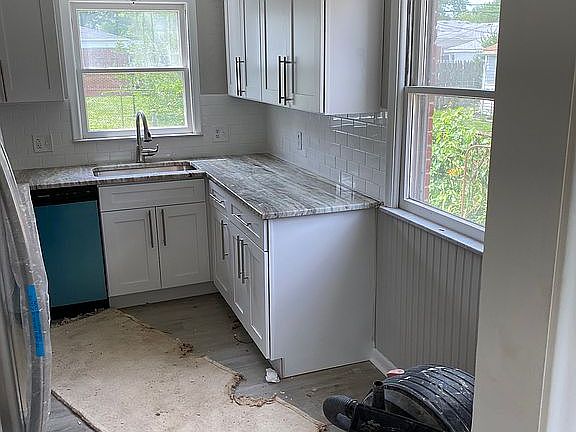 2nd image of 24601 Harmon St