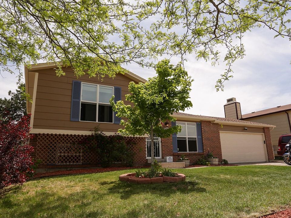 Welcome Home!  This beautiful home is move in ready!