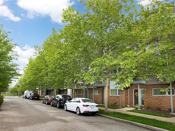 2nd image of 1259 W 75th St #D1