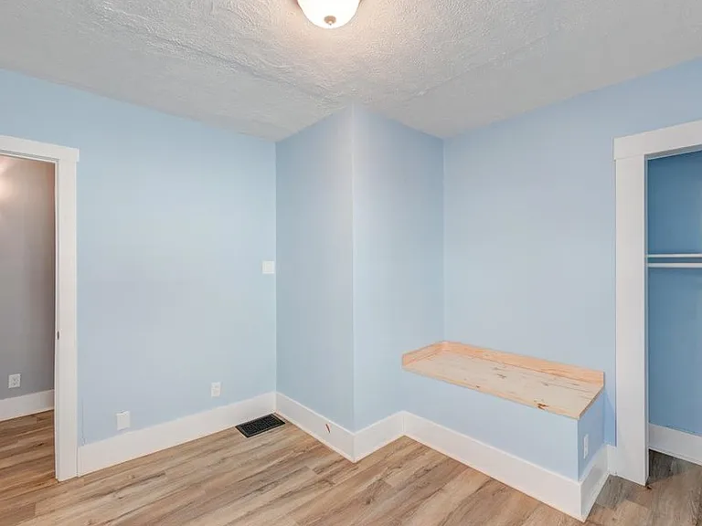 1308 E Taylor St — Photo 22