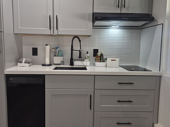 3rd image of 8816 Chimineas Ave #2