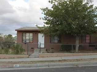201 S Lillian Dr, Barstow, CA 92311