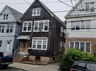 29 Newark Bay Ct #1, Bayonne, NJ 07002