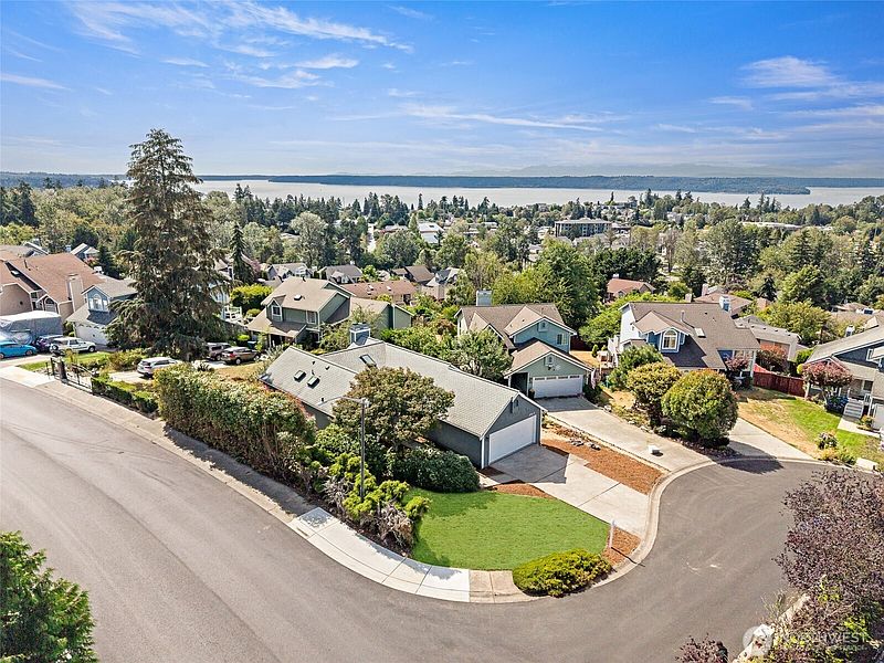 3rd image of 2317 S 278th Court