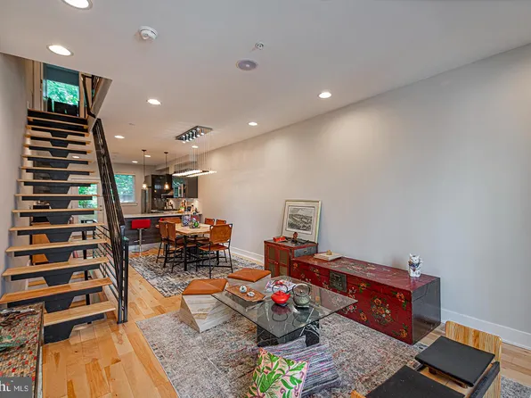 1834 Gerritt St, Philadelphia, PA 19146