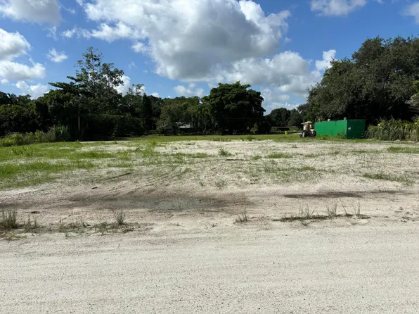 13940 23rd Court N, Loxahatchee Groves, FL 33470