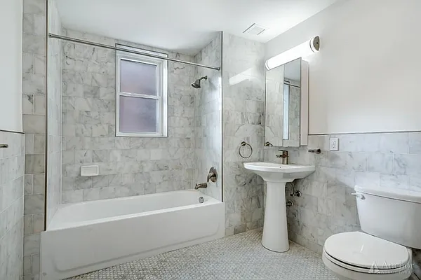 Rented by Anchor Associates | media 14