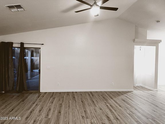 4th image of 5824 E Valley View Dr