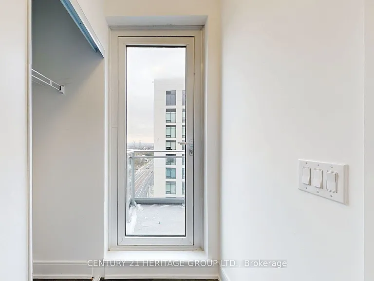 8888 Yonge St #1205 — Photo 27