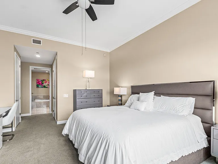 2650 Lake Shore Dr #2403 — Photo 13