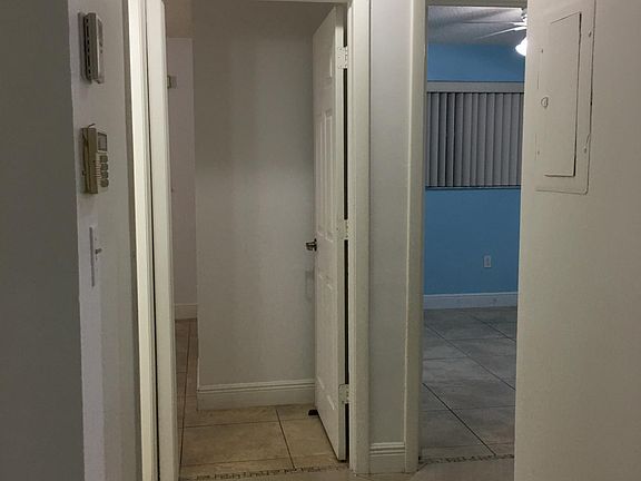 4th image of 15659 SW 73 Circle Ter #5-8