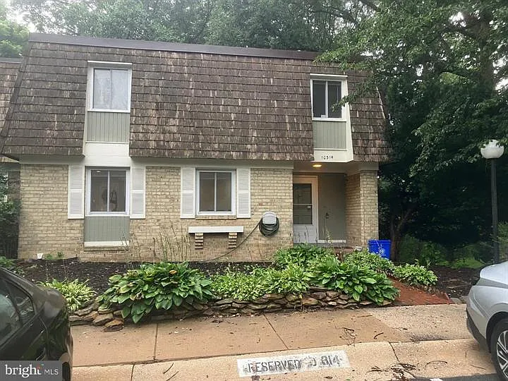 1 bed, 952 sqft, $1,650 — Photo 2