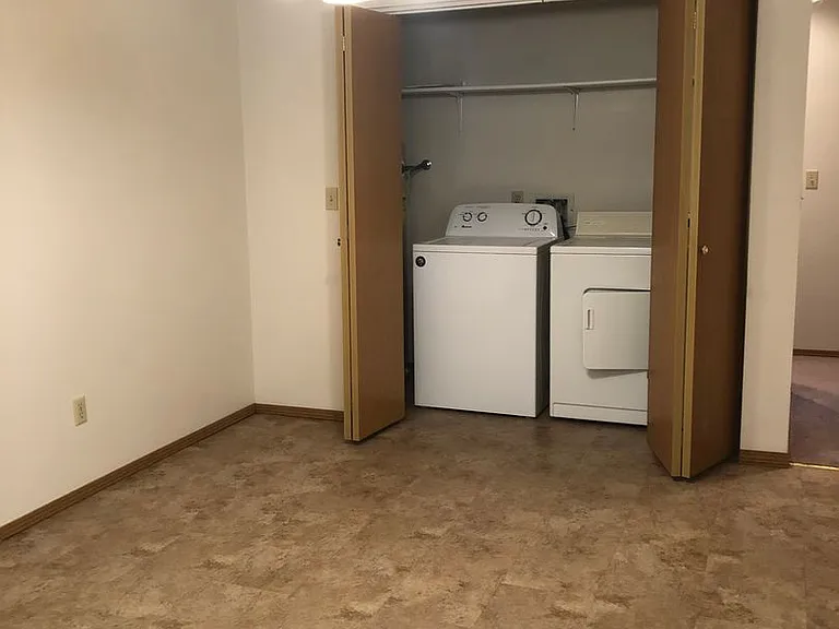 1557 NW Turner Dr — Photo 9