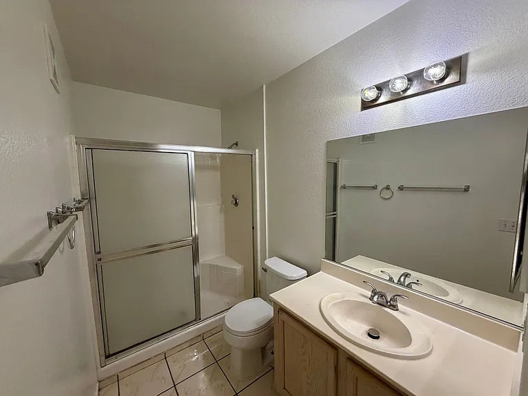3131 Key Largo Dr #104 — Photo 7