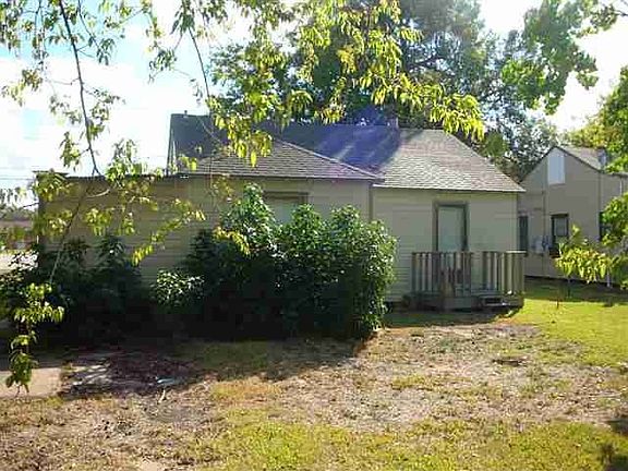 2nd image of 2545 W Lucas Dr