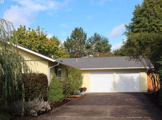 3717 Peppertree Dr, Eugene, OR 97402